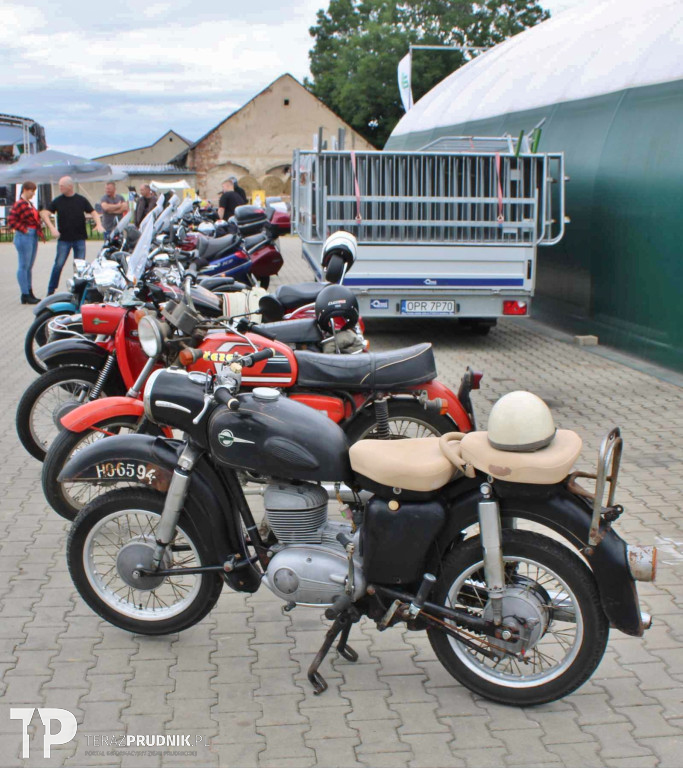 Rycerski Zlot Motocyklowy i prawie Old-Rol