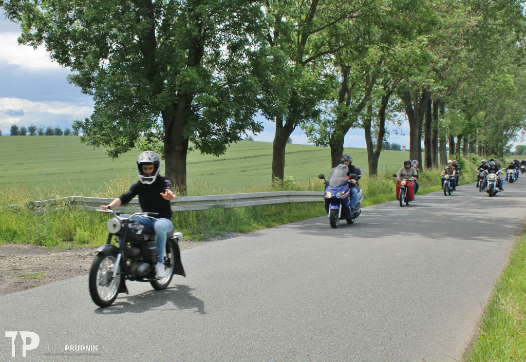 Rycerski Zlot Motocyklowy i prawie Old-Rol