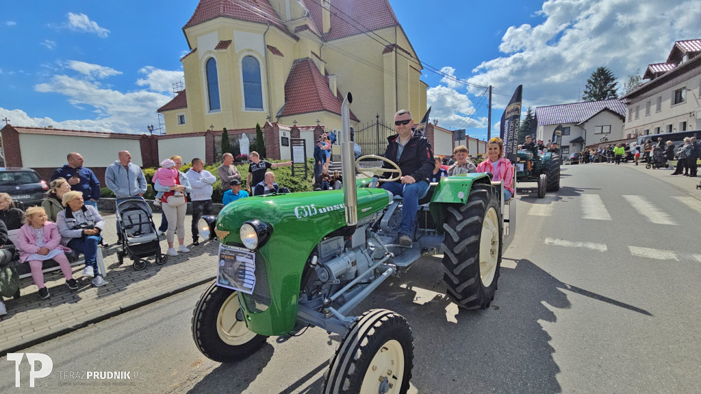 VIII Zlot Zabytkowych Ciągników OLD-ROL w Solcu