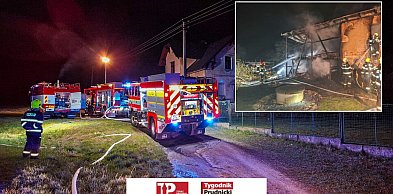 Pożar budynku w Zlatých Horach. Interweniowali strażacy z Polski i Czech