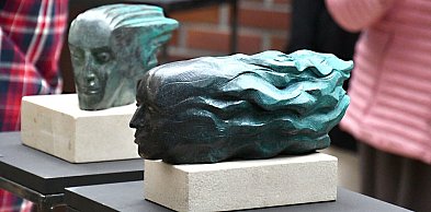 15 maja w Prudniku otwarta została wystawa prac Mariana Molendy