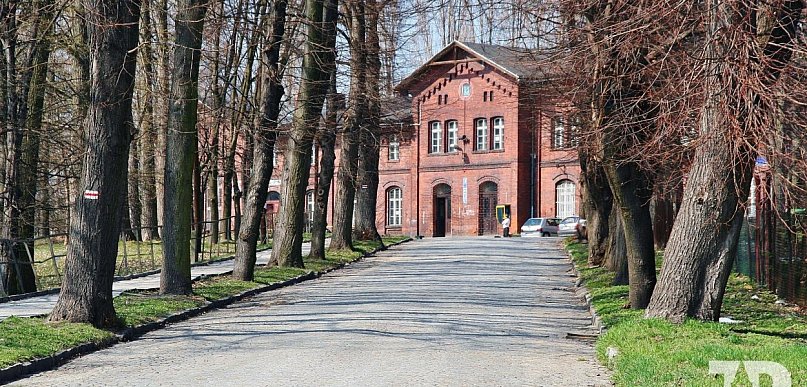 Ulica Dworcowa: Dawna brama na świat Prudnika