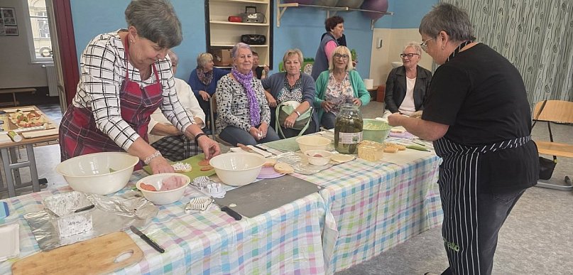 Prudniccy seniorzy na warszatach kulinarnych w Bruntalu
