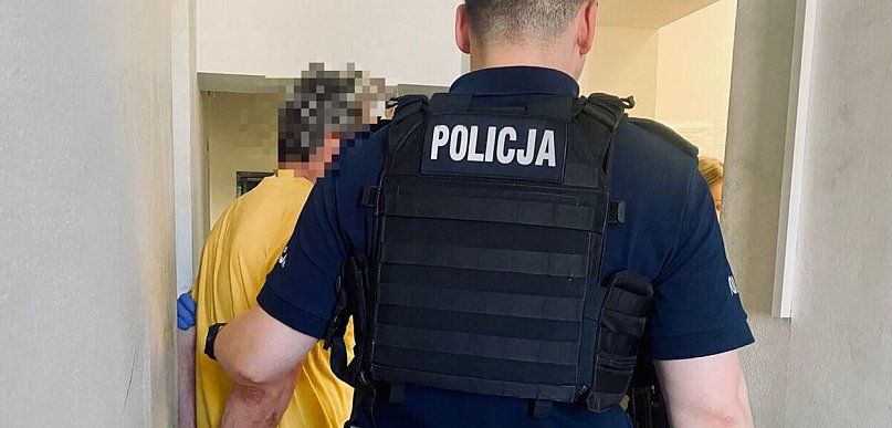 Dramat w Paczkowie. Mężczyzna zaatakował młotkiem żonę